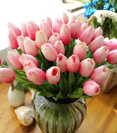 Hoa Tươi – Ngôn Ngữ Của Cảm Xúc Và Nghệ Thuật Sống